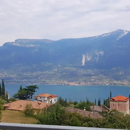 La Quiete 63 Terrace By Garda Domus Mea Apartament Tremosine