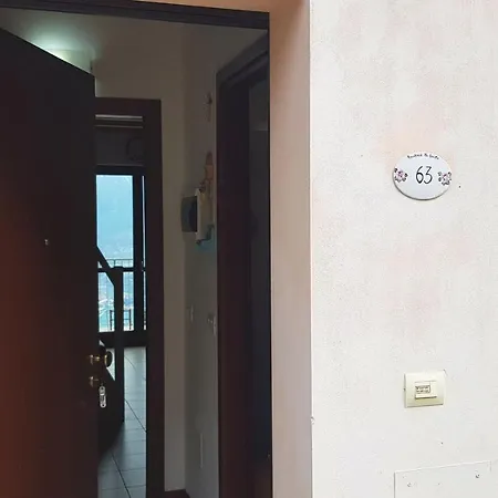 דירה La Quiete 63 Terrace By Garda Domus Mea *