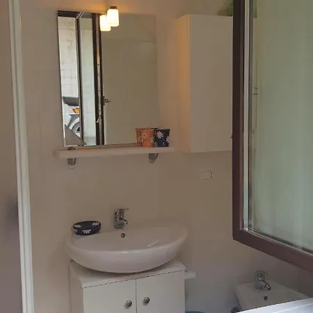 La Quiete 63 Terrace By Garda Domus Mea דירה Tremosine