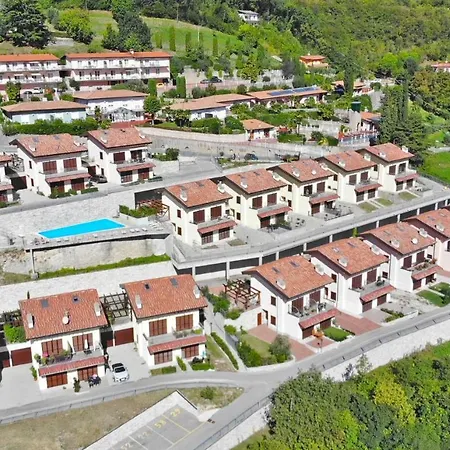 דירה La Quiete 63 Terrace By Garda Domus Mea